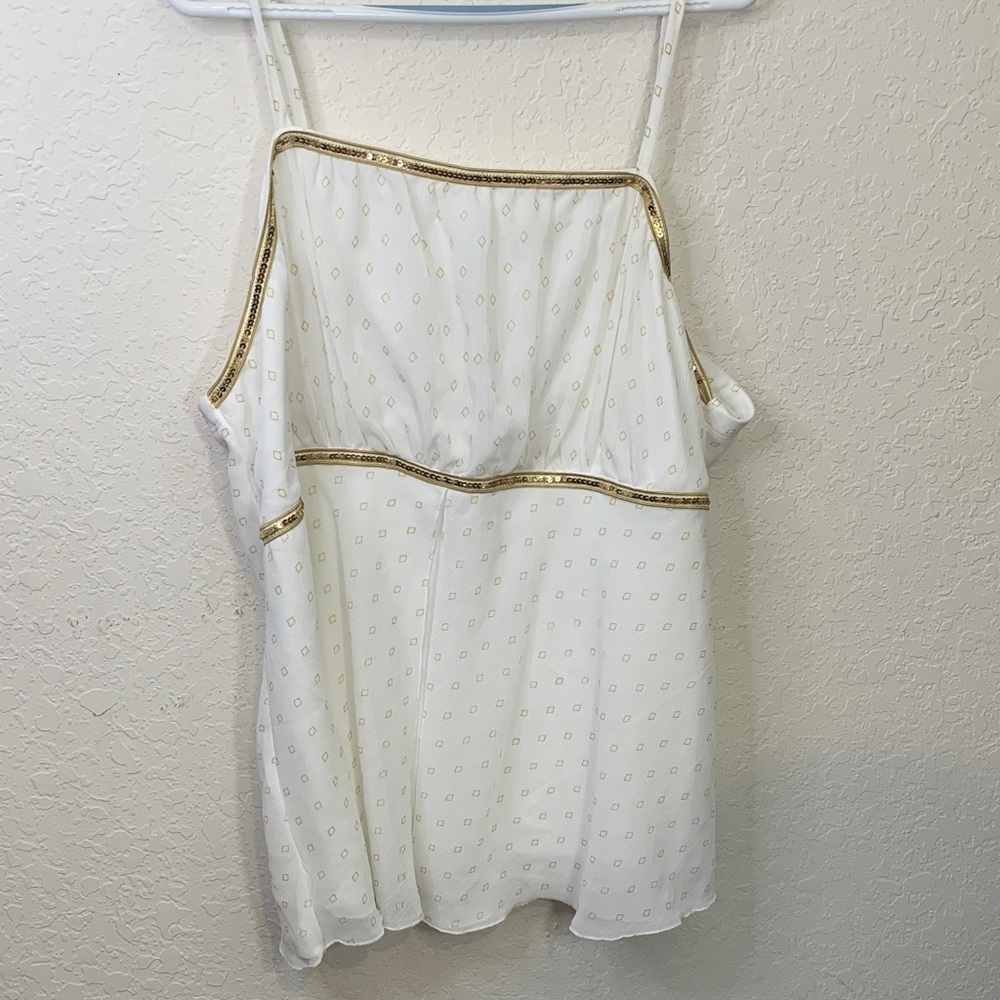 NWT Classic Torrid 4 White and Gold Camisole Top
